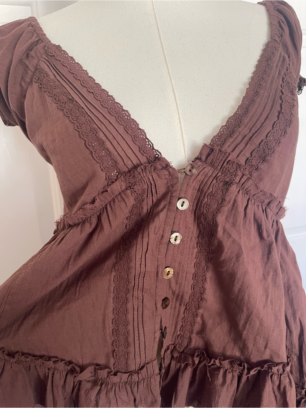 Women's Brown Ruffle V-Neck Peasant Blouse - Picture 2 of 5